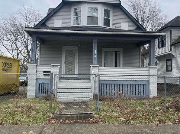 1224 Brown St, Saginaw, MI 48601