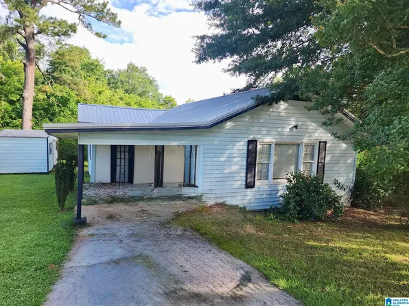 431 Lakeshore Cir, Adamsville, AL 35005
