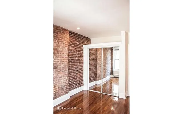 Rented by Douglas Elliman | media 29