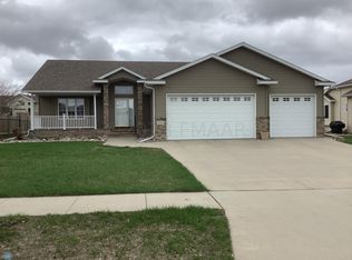 3642 Fillmore St S, Fargo, ND 58104