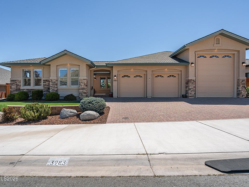 1st image of 3983 Siena Dr