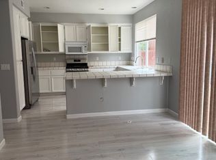 553 Hibiscus Dr, South San Francisco, CA 94080
