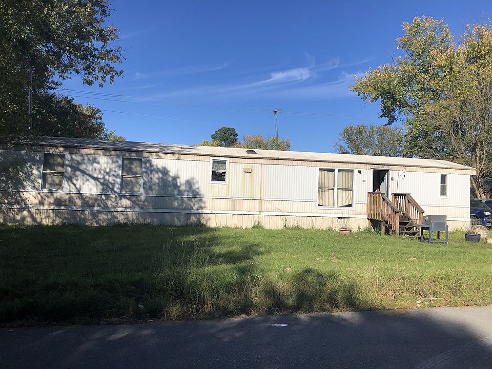 2nd image of 101 Nestledown Cir