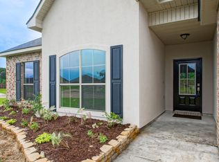 26199 Burlwood Ave, Denham Springs, LA 70726