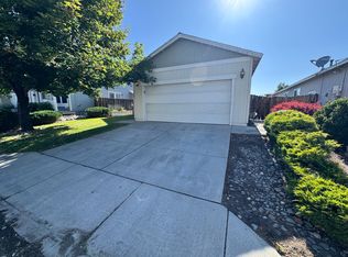 9587 Autumn Leaf Way, Reno, NV 89506