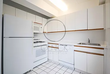 Rented by Olnick Organization