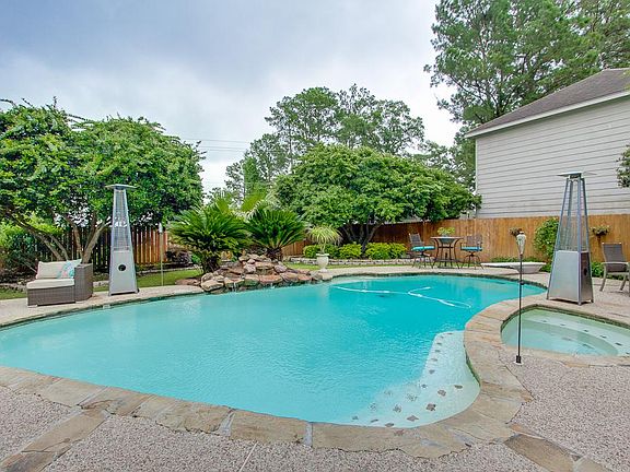 5th image of 17314 Ponderosa Pines Dr
