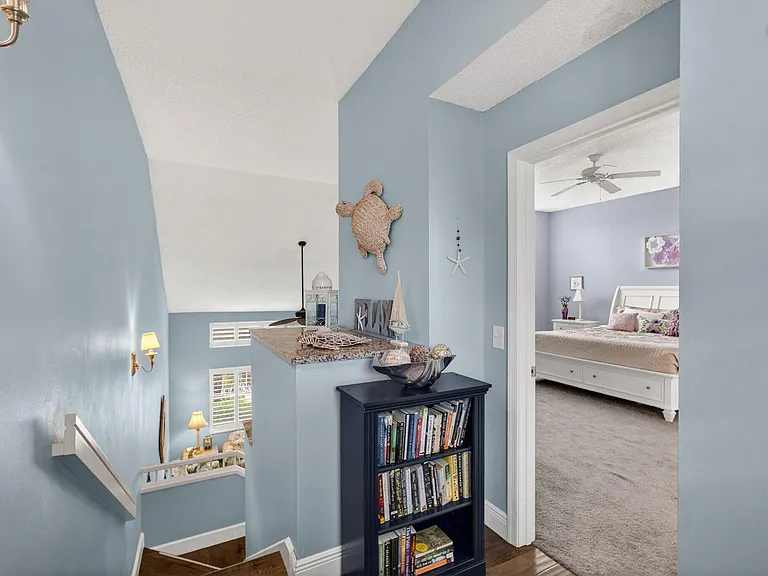 1206 Mainsail Cir — Photo 37