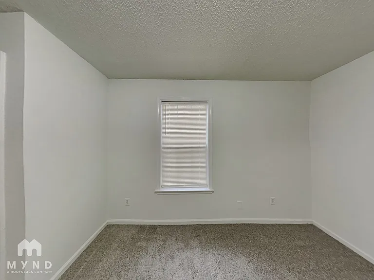 10576 Sourwood Ct — Photo 23