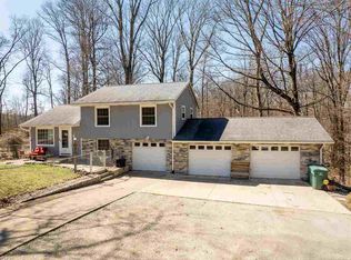 812 Elks Country Club Rd, Richmond, IN 47374