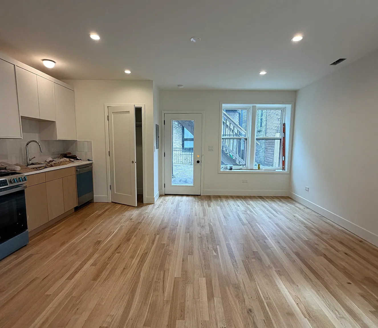 1 bed, 600 sqft, $2,295 — Photo 3