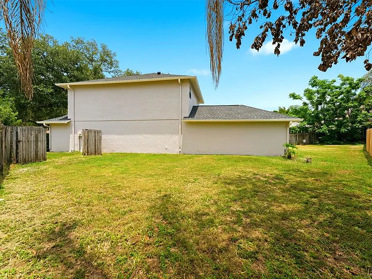 6048 Sand Key Ln — Photo 34