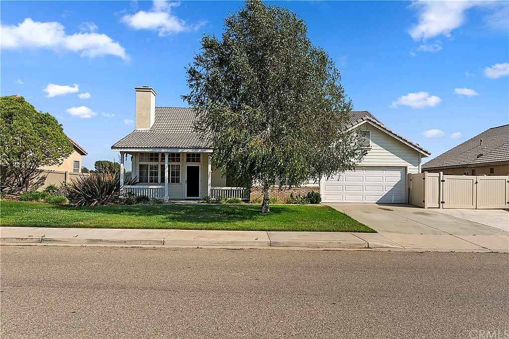 419 Lana Way Beaumont CA 92223 Zillow