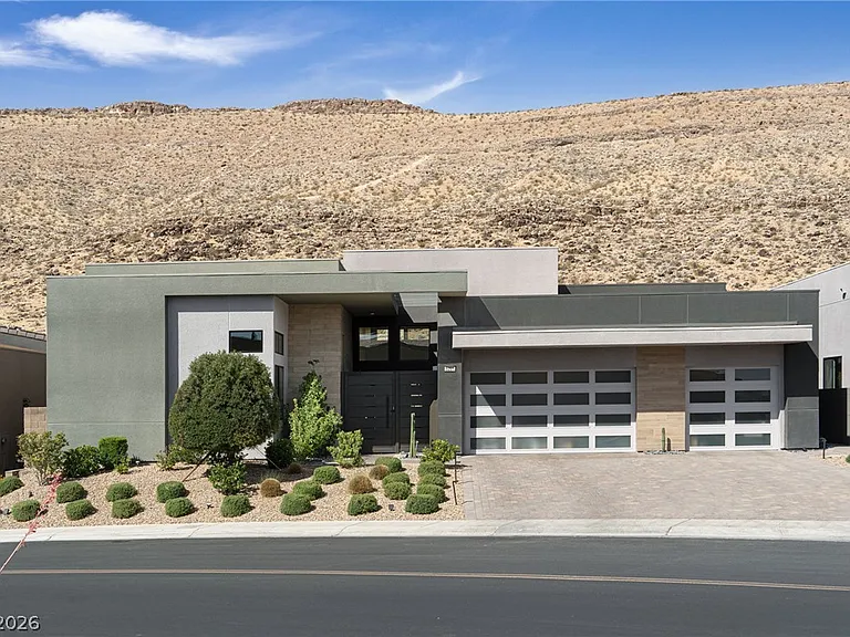 5201 Peak Climb Dr — Photo 44