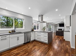 8070 S Monaco Cir, Centennial, CO 80112