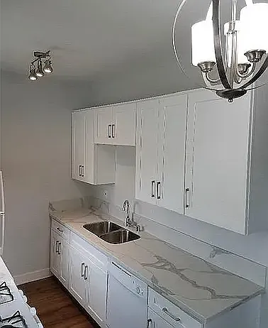125 W Palmer Ave #7 — Photo 3