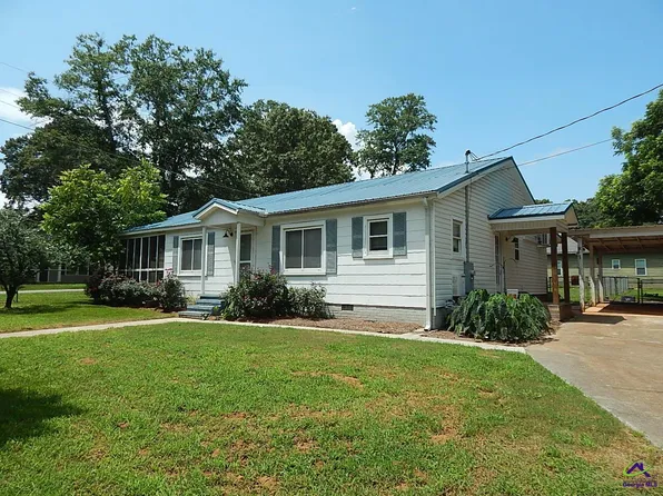 201 Vinson St, Byron, GA 31008