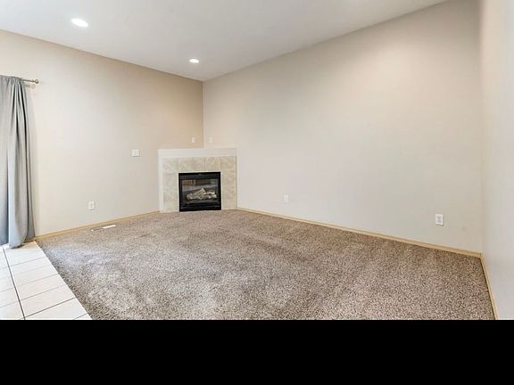 3rd image of 2833 NE Stapleton Rd #0