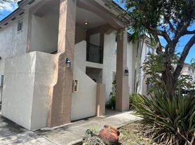 6646 SW 115th Ct, Miami, FL