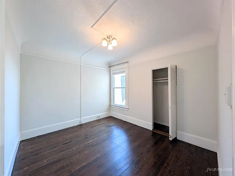 2661 California St #9 — Photo 13