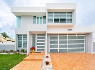 F 14 Calle Esmeralda, Dorado, PR 00646