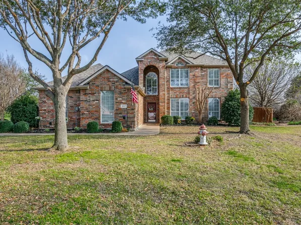 207 Golden Meadow Dr, Shady Shores, TX 76208
