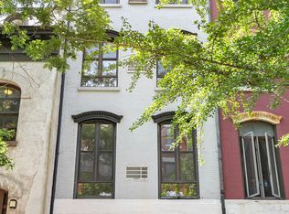 230 E 11th St #2, New York, NY 10003