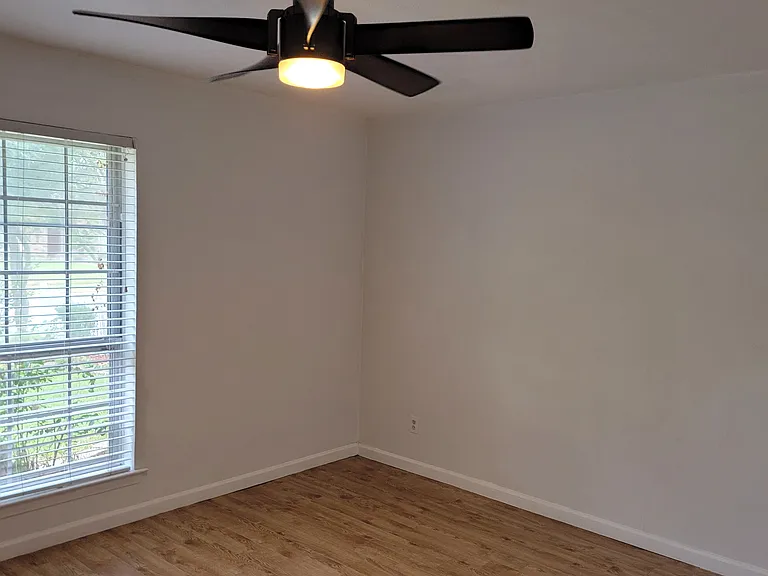 508 Birch Ln #2 — Photo 2
