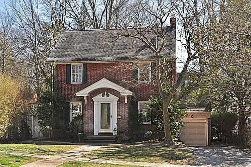 1st image of 16 Reid Ave