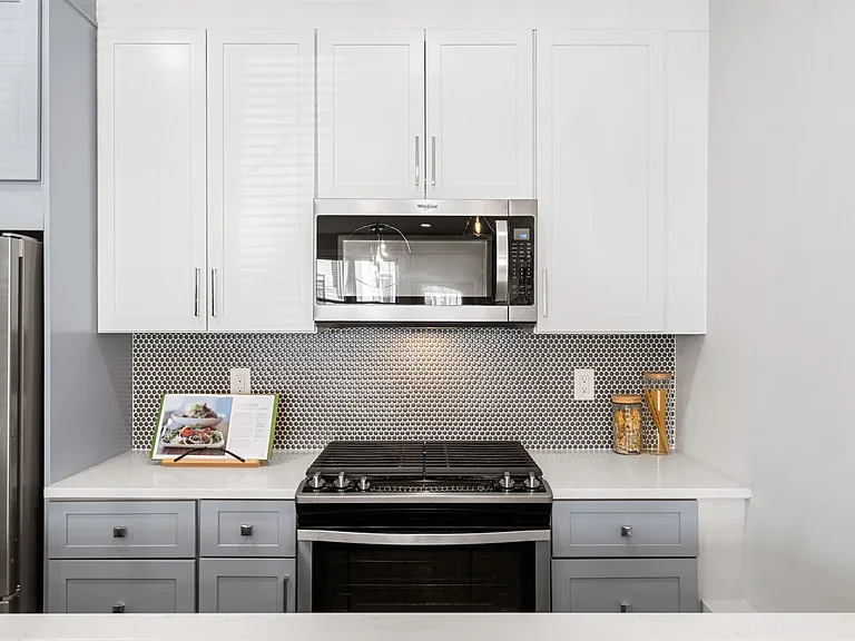 181 Bennington St #1 — Photo 13