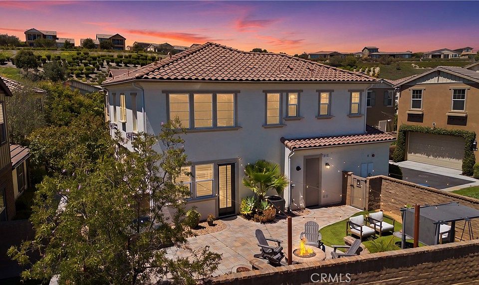 1st image of 30 Lomada St