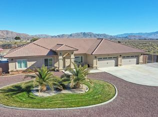 16975 Dale Evans Pkwy, Apple Valley, CA 92307