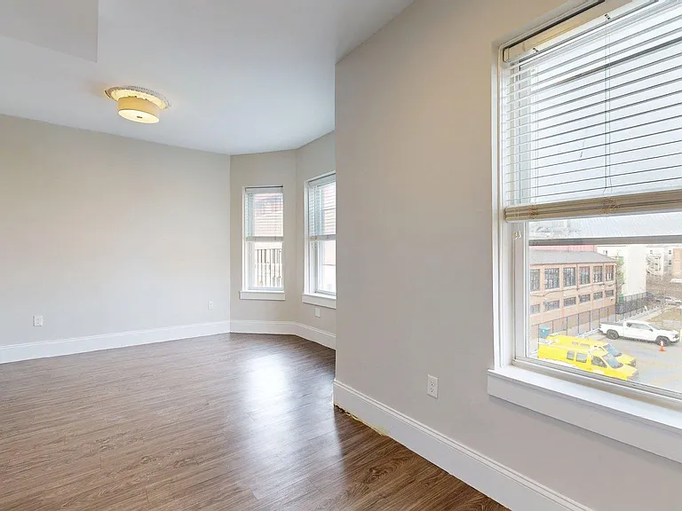 133 Paris St #1 — Photo 3