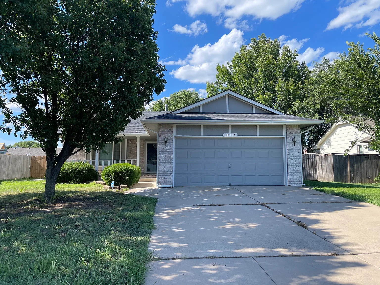3 bed, 1835 sqft, $2,095 — Photo 1