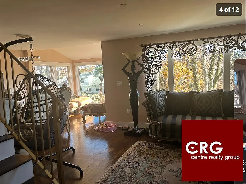 2 bed, 2.0 bath, 1353 sqft, $4,250 — Photo 4