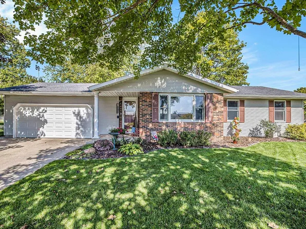 17619 Steppelands Ln, Goshen, IN 46526