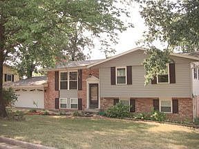 1st image of 4931 Woodhaven Dr