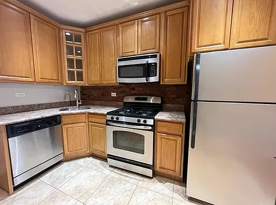 Rented by REAL New York | media 10