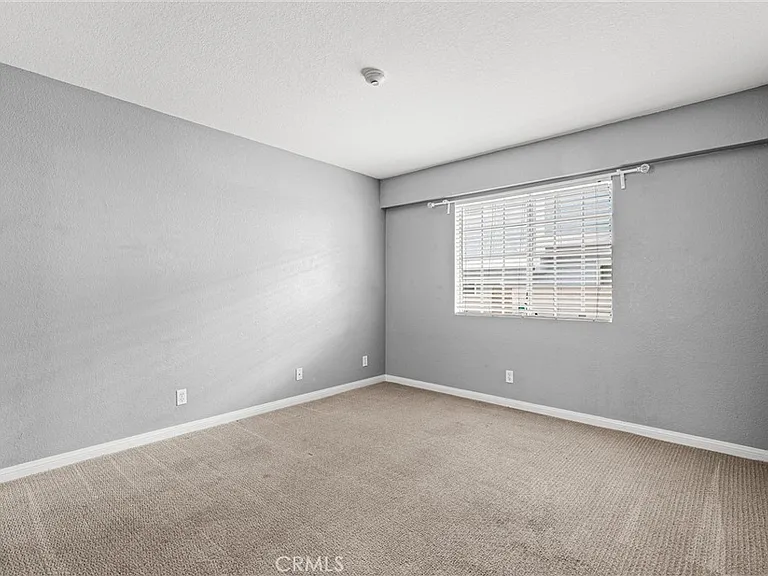 2110 Rockefeller Ln #2 — Photo 5