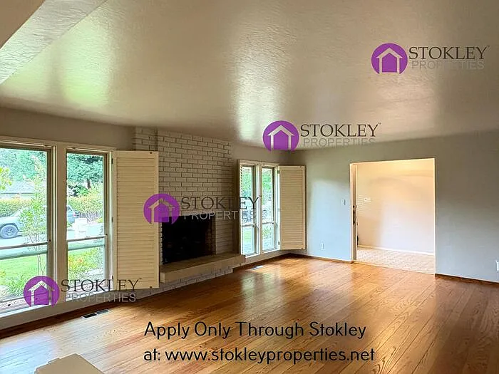 4 bed, 2.5 bath, 2452 sqft, $6,795 — Photo 4