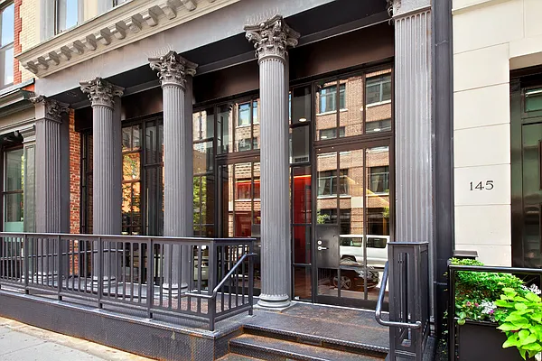 Rented by City Connections Realty | media 10