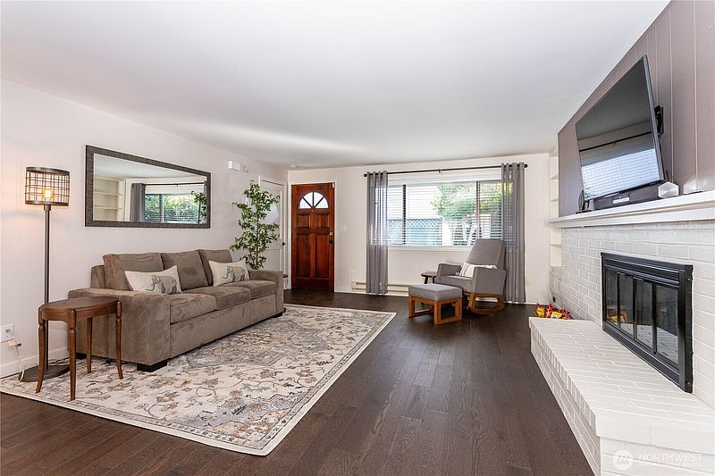 5th image of 14836 SE 16th Street #10