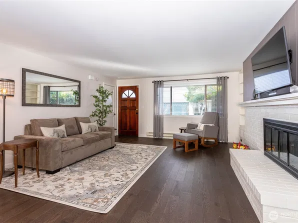 14836 SE 16th Street #10, Bellevue, WA 98007