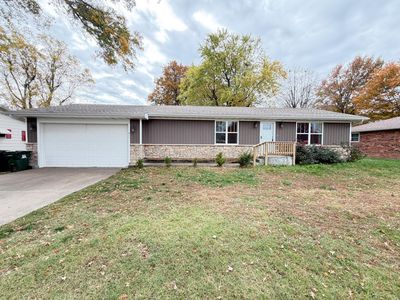 411 E Sloan Avenue, Mount Vernon, MO, 65712