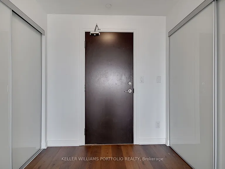 205 Manning Ave #506 — Photo 3