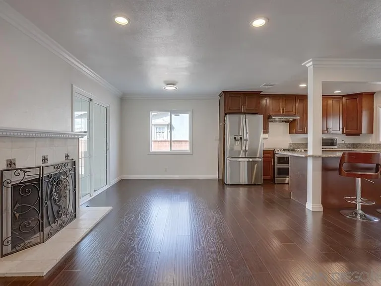 1346 S Joane Way — Photo 5