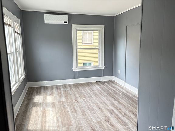 2nd image of 120 Wilcox Ave #2