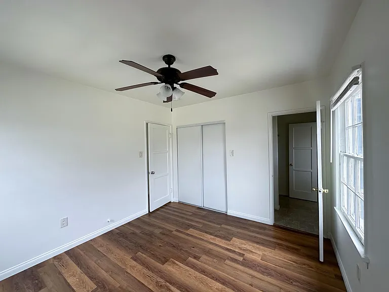 909 S Olive Ave #1/2 — Photo 13