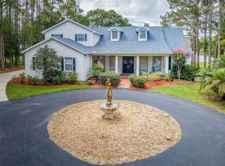 913 Newberger Rd, Lutz, FL 33549