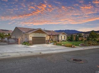 200 Singleton Canyon Rd, Calimesa, CA 92320